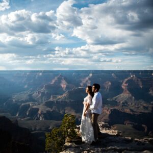 The Top 5 Reasons To Elope With Your Partner in Las Vegas