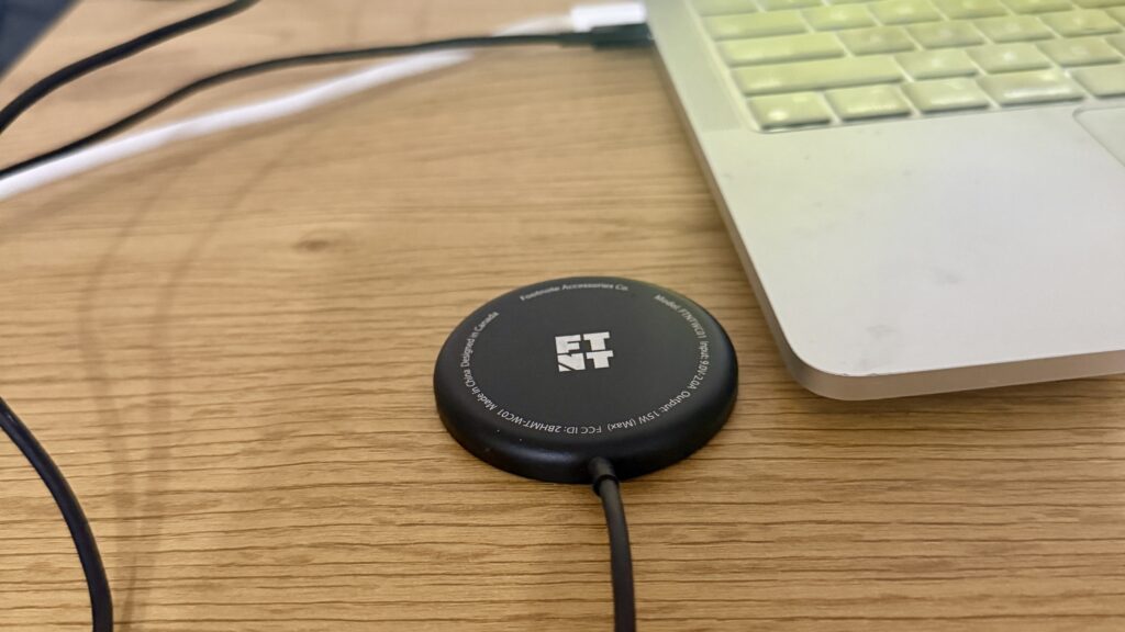Footnote Accessories OneSnap 3-in-1 Wireless Charger